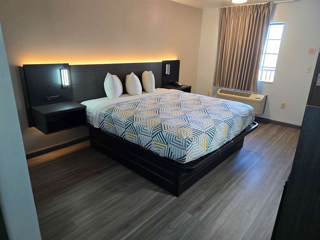 Economy Hotel Plus - photo 13