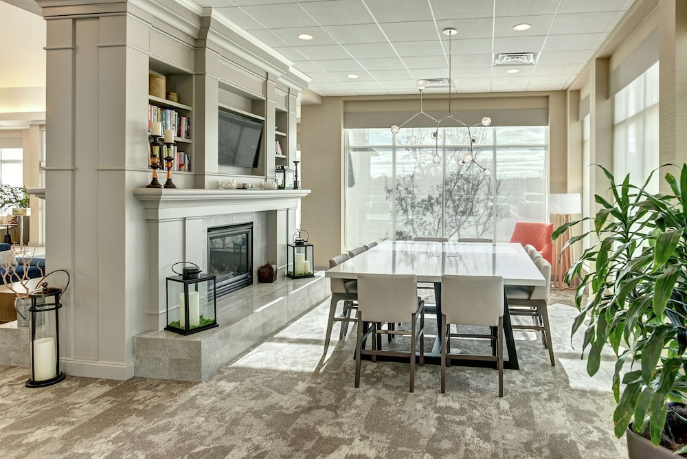 Hilton Garden Inn Lakewood - photo 8