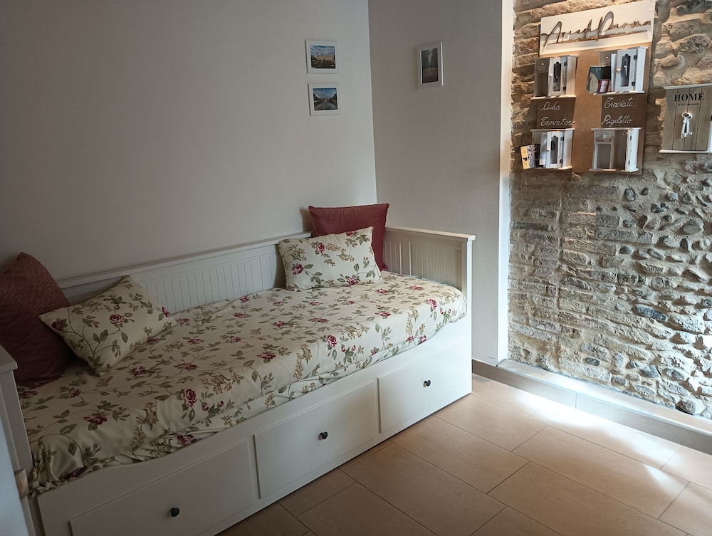 AriediParma Rooms & Apartments — 4-Star Luxury Hotel in Parma, Italy