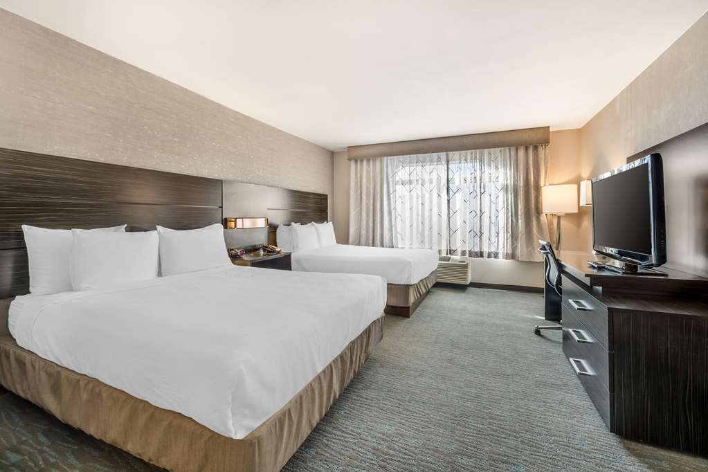 Best Western Plus North Las Vegas Inn & Suites - photo 33