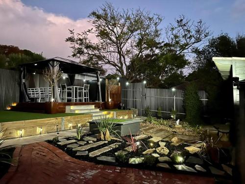 'Oasis in Marino' w Ocean Views Sunroom Study — hotel in Marino