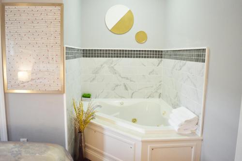 Mountain View Suites - photo 15