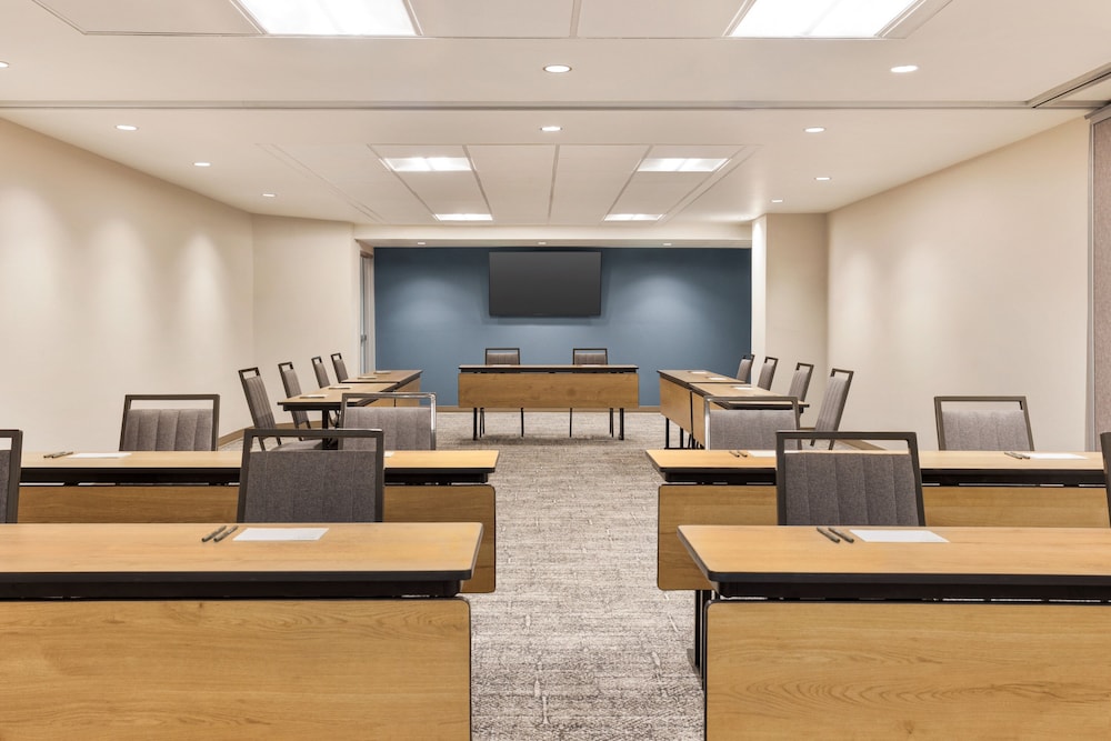 Staybridge Suites Colorado Springs NE Powers by IHG - photo 33