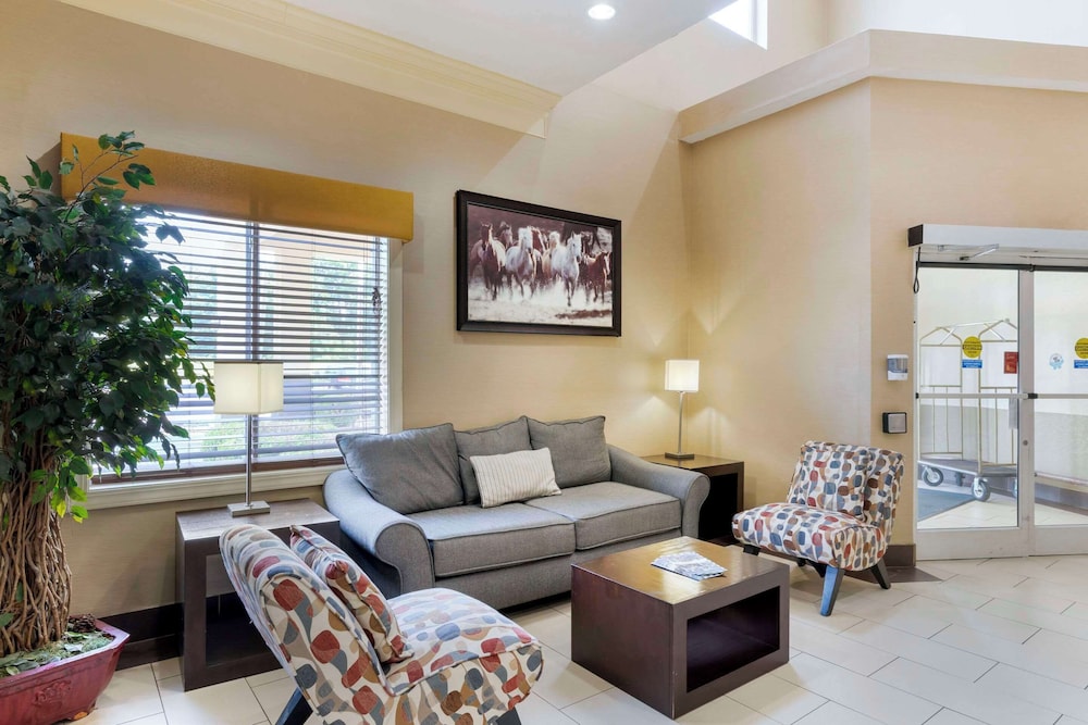 Spark by Hilton La Grange - photo 16