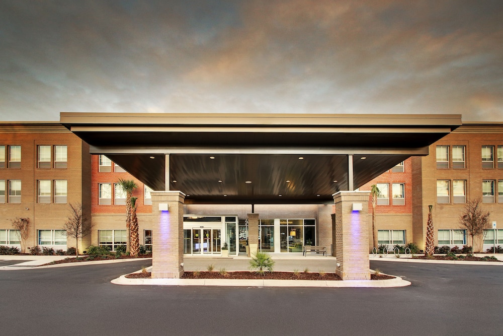 Holiday Inn Express & Suites Summerville by IHG - photo 49