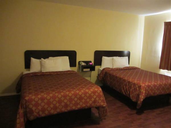 El Paso Inn - photo 4