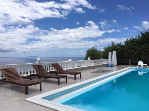 Golden View Residence — 4-Star Luxury Hotel in Himare, Albania