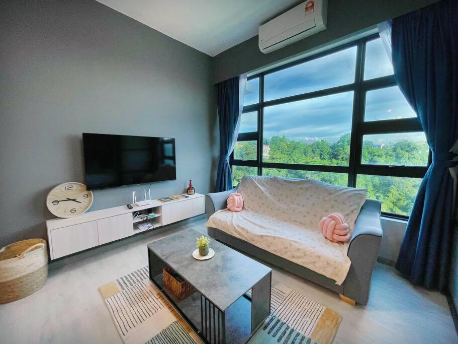 Natural Living Suite Jesselton Quay 自然简约生活休闲居 — 4-Star Luxury Hotel in Kota Kinabalu, Malaysia
