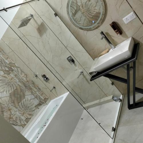 Super Luxurious Room With Bathtube