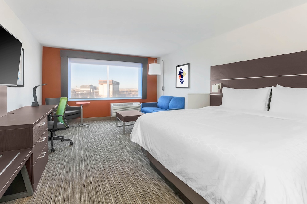 Holiday Inn Express & Suites Chicago O'Hare Airport by IHG - photo 6