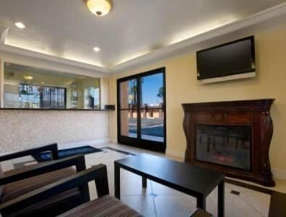 Orange Show Inn San Bernardino - photo 4