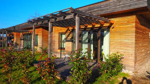 Zagreb Camp Bungalows — 4-Star Luxury Hotel in Rakitje, Croatia