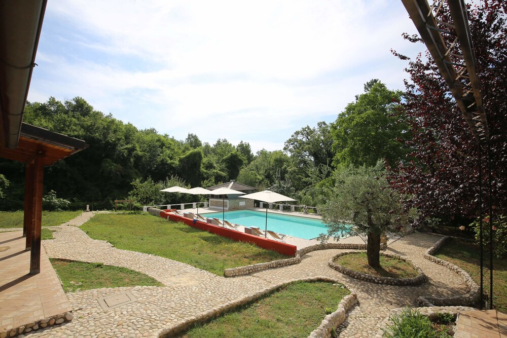 La Mela Rossa — Terni — photo 3