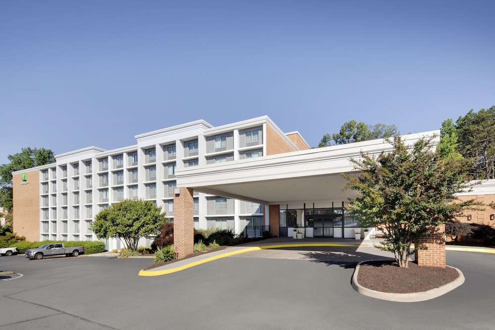 Holiday Inn Charlottesville Univ Area by IHG in Charlottesville, United States