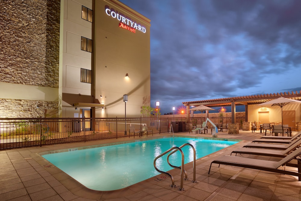 Courtyard Phoenix Mesa Gateway Airport - photo 22
