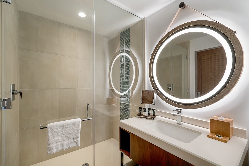 Hyatt Centric Waikiki Beach - photo 57