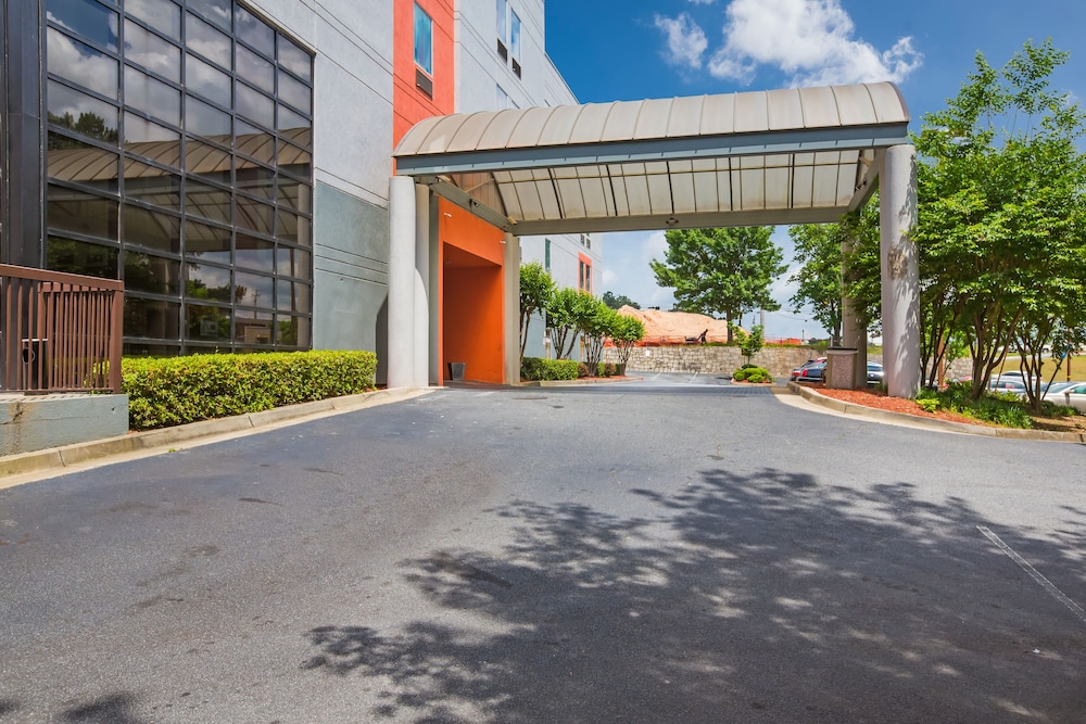 Budgetel Inns & Suites Atlanta Galleria Stadium - photo 19