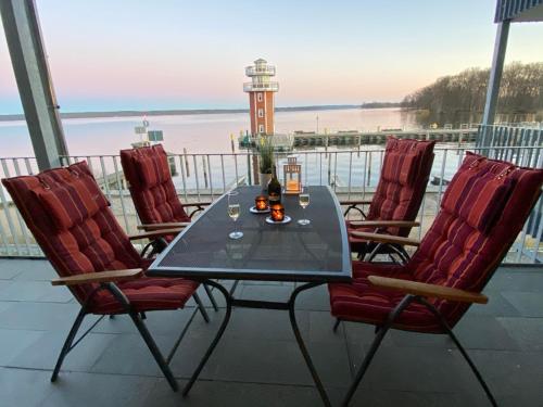 Weisses Haus Plau — 4-Star Luxury Hotel in Plau Am See, Germany