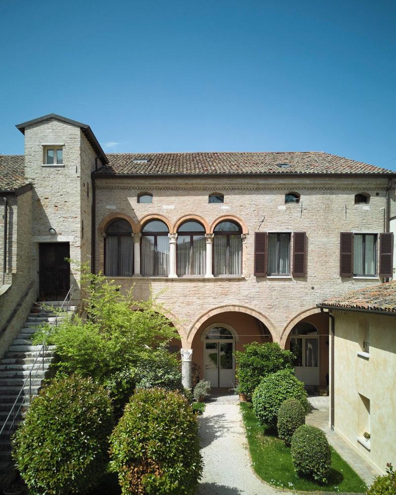 Gironda — 4-Star Luxury Hotel in Ravenna, Italy