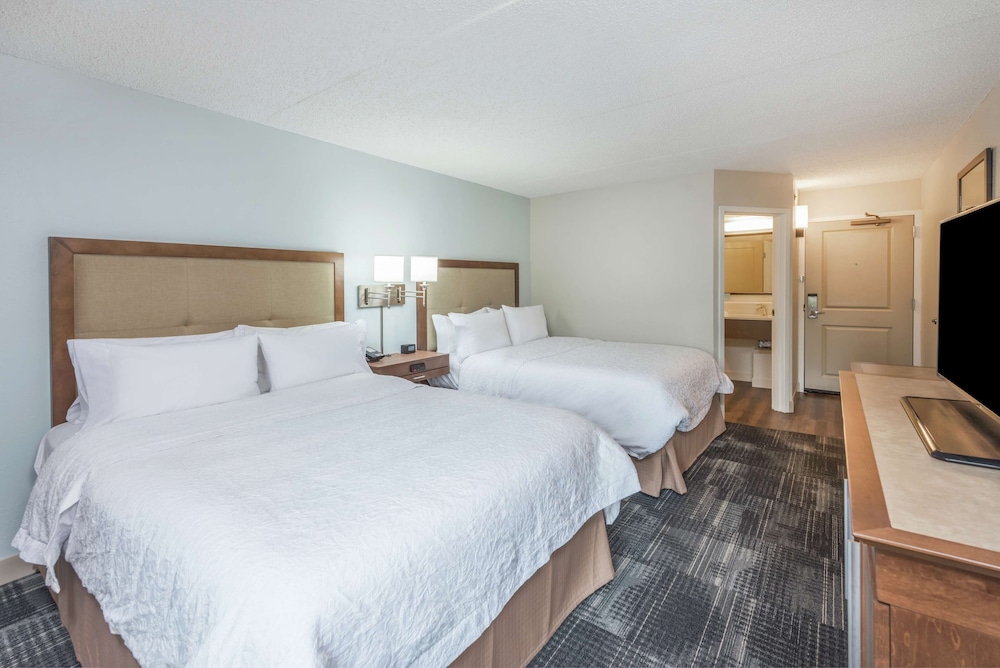 Hampton Inn Columbia - photo 9