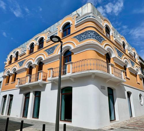 Glamour Apartments — 4-Star Luxury Hotel in Figueira Da Foz, Portugal