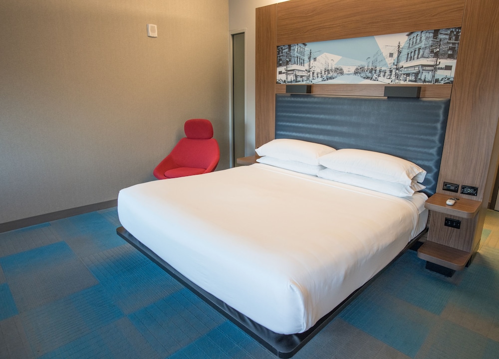 Aloft Raleigh - photo 3