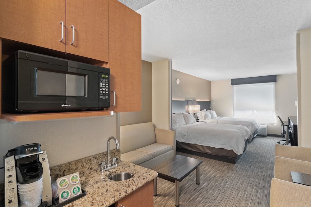 Holiday Inn Express Hotel & Suites Bethlehem by IHG - photo 20