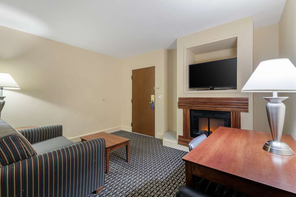 Best Western Plus Brunswick Bath - photo 36