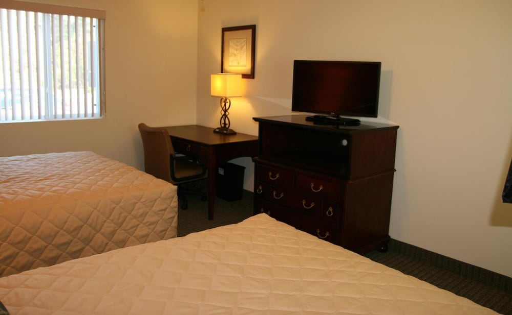 Affordable Suites Mooresville LakeNorman - photo 17