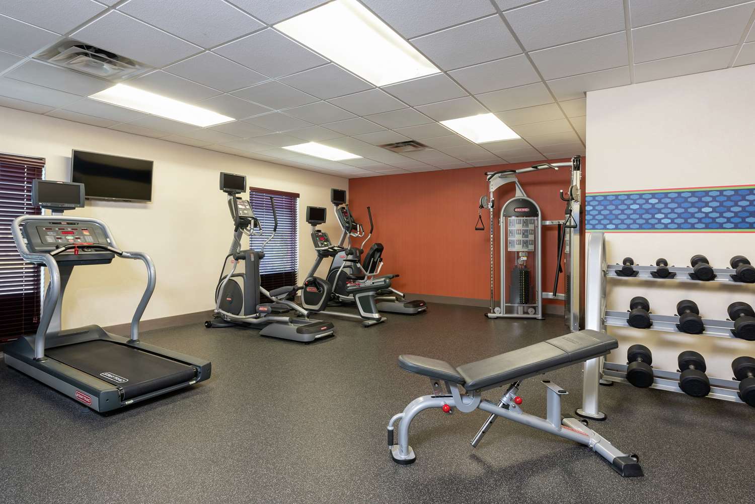 Hampton Inn Akron South - photo 15