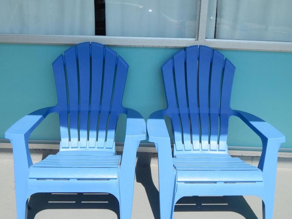 Blue Wave Inn - photo 22