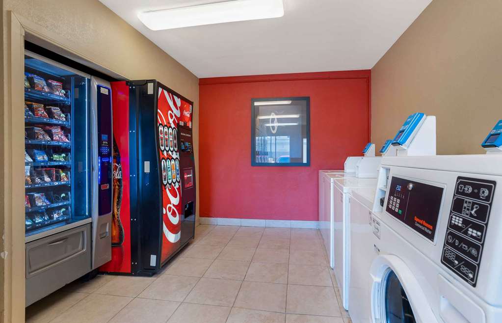 Extended Stay America Suites Houston The Woodlands - photo 40