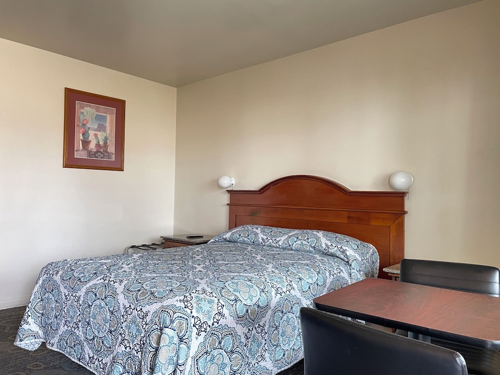 Hollywood La Brea Inn - photo 5