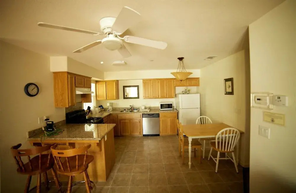 Hotel Charlotte Vacation Rentals - photo 23