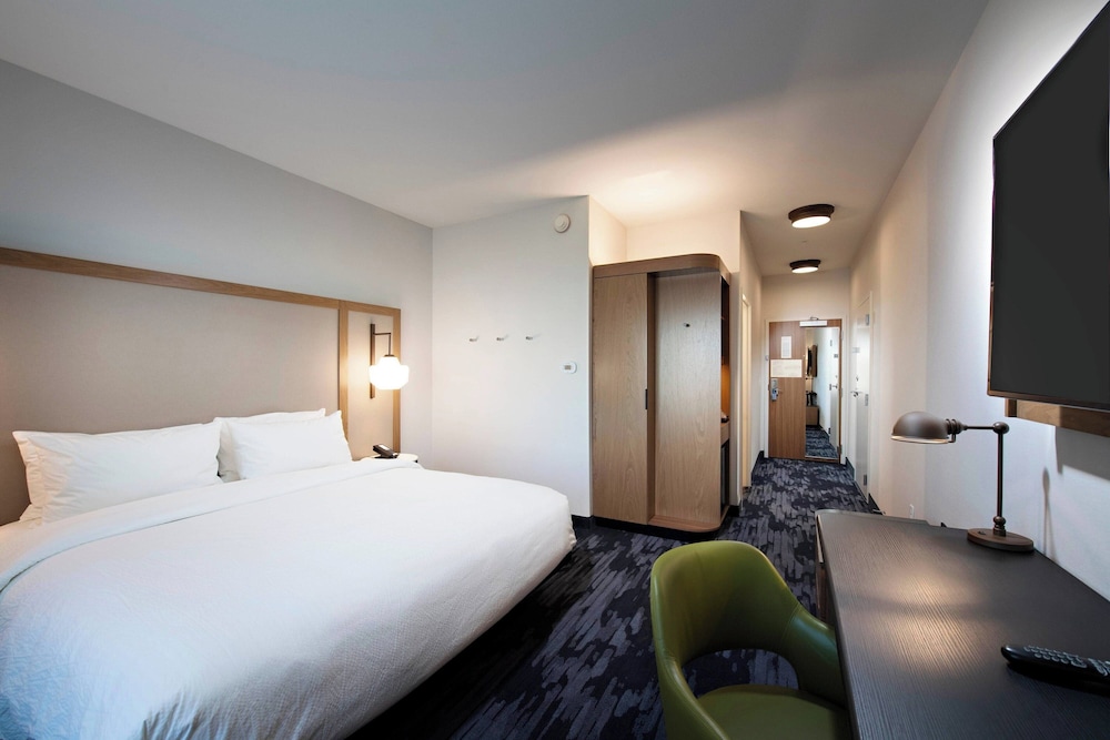 Fairfield Inn & Suites by Marriott Dayton North - photo 6