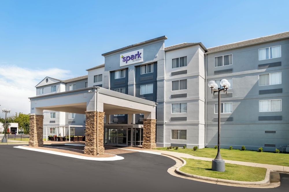 Spark by Hilton Kannapolis - photo 36