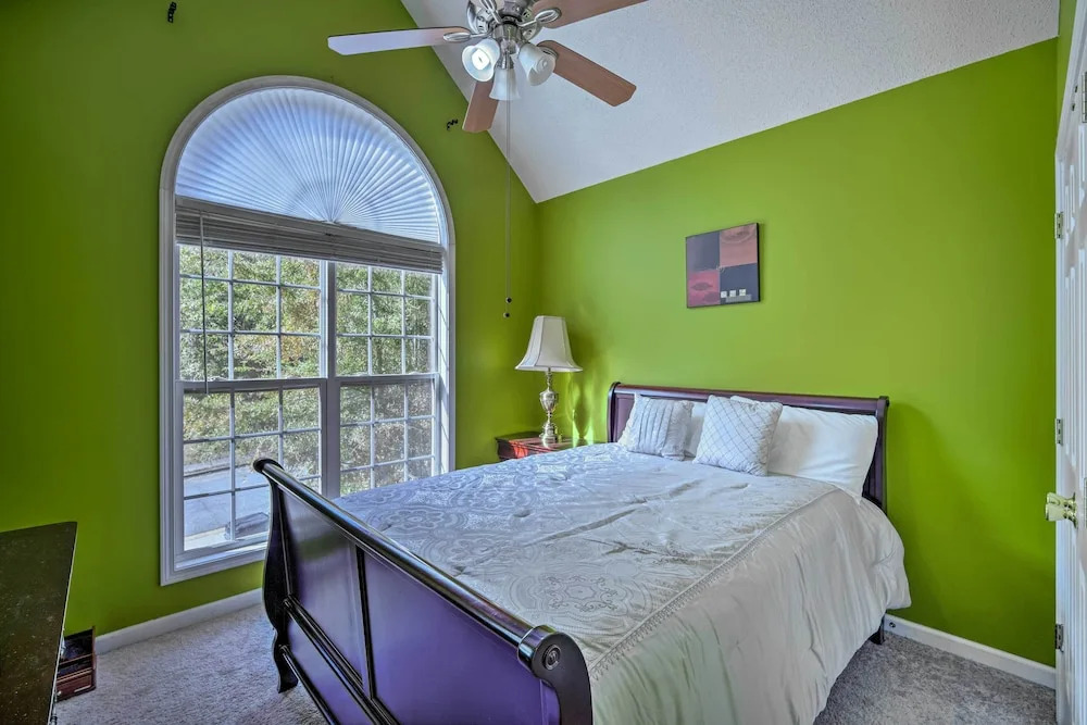 Spacious Acworth Home w Deck 1 Mi to Lake — Acworth — photo 3