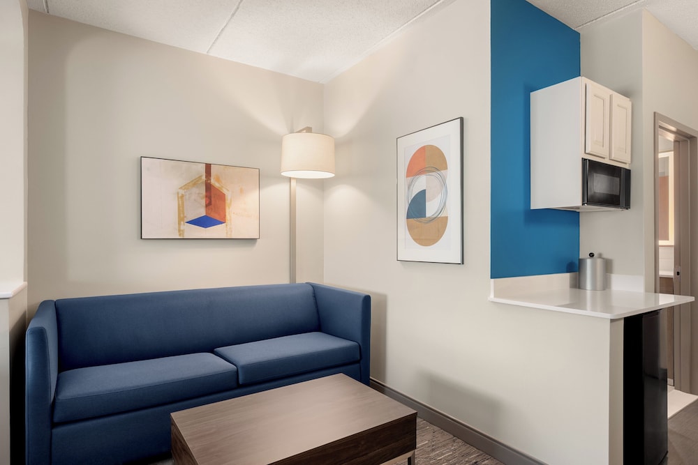 Holiday Inn Express & Suites Hawthorne Elmsford North by IHG - photo 28