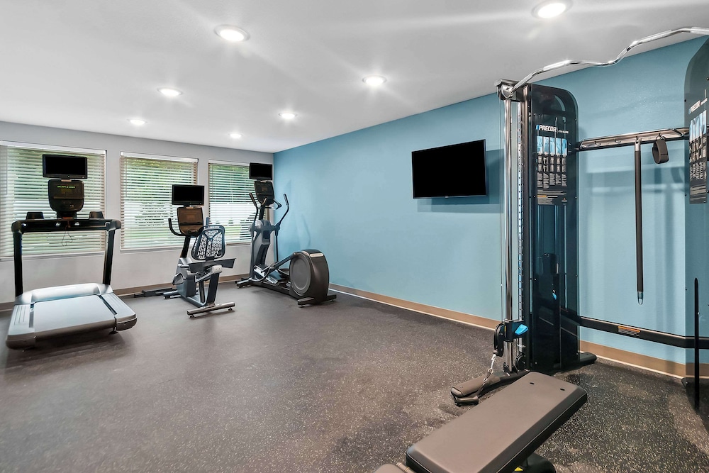 Woodspring Suites Pensacola West - photo 27