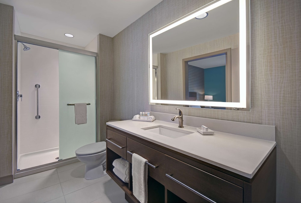 Home2 Suites by Hilton Blacksburg University - photo 21