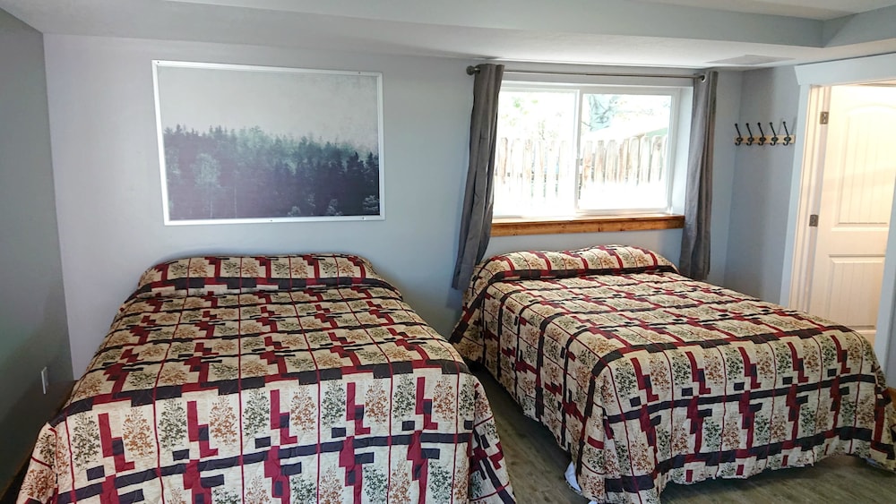 Caribou Gem in Deer Lodge, United States