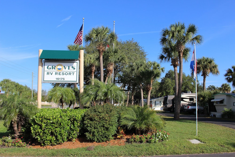 Groves RV Resort - photo 20