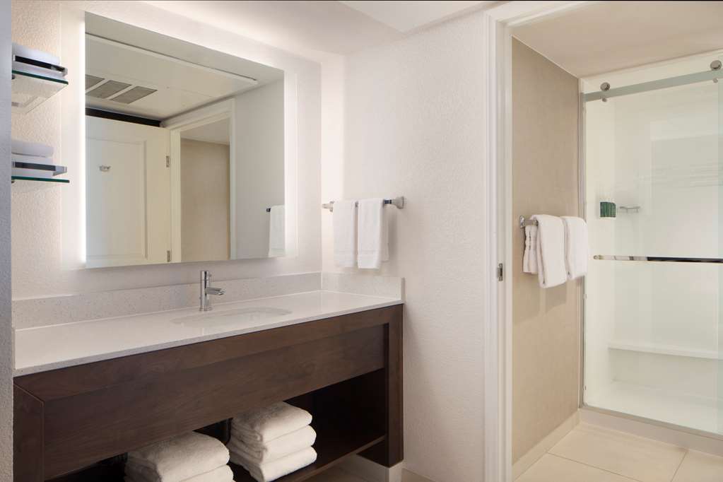 Sonesta ES Suites Fresno - photo 33