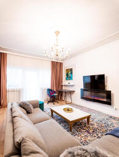 The Artist Ultracentral Designer Apartment — 4-Star Luxury Hotel in Bucharest, Romania