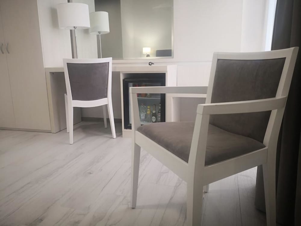 Grand Hotel Del Lago — Enna