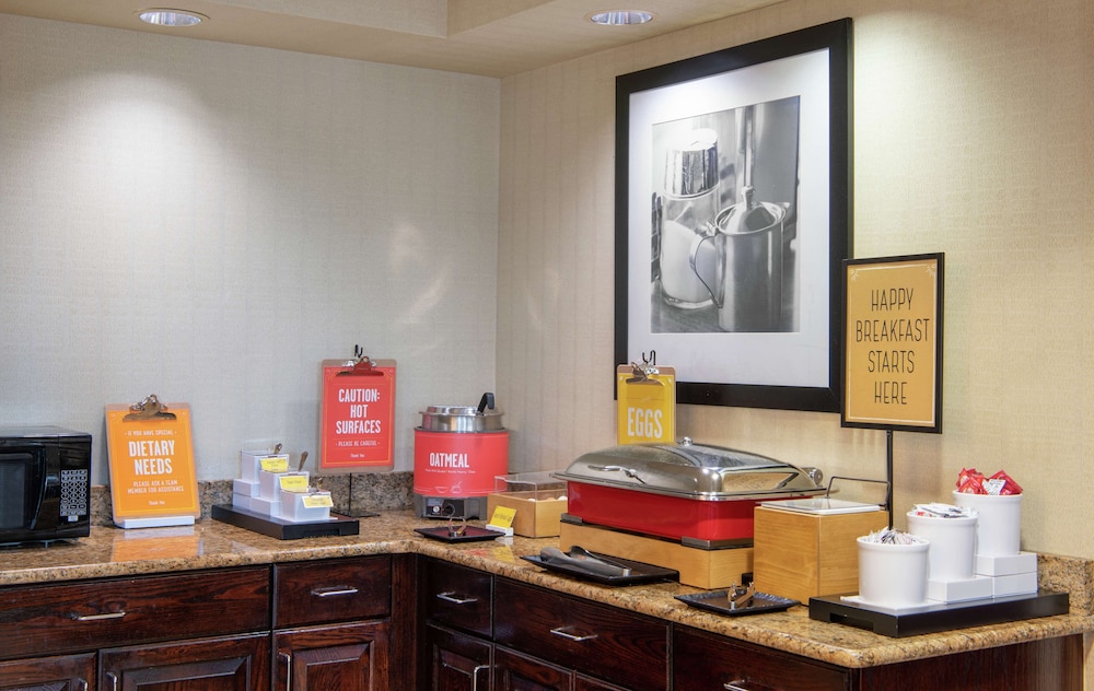 Hampton Inn Cleveland Solon - photo 43