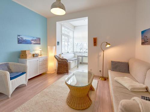 Haus Metropol in Binz Wohnung 9 — 4-Star Luxury Hotel in Ostseebad Binz, Germany