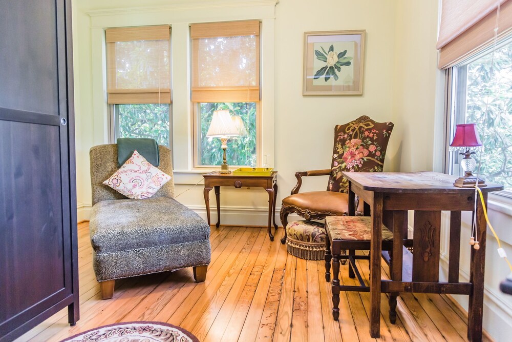 The Inn at Glen Alpine - photo 14