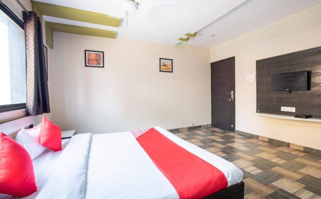 Oyo 42774 Hotel Topaz — Ratlam — photo 5