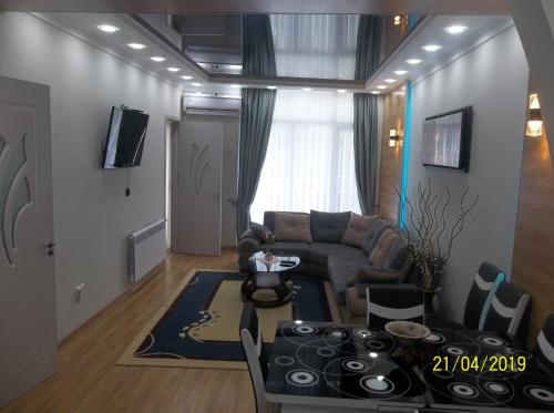 Мате Apartment
